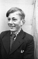 1941-05 Pasfoto 08